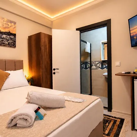 Aslan Kral & Hotel